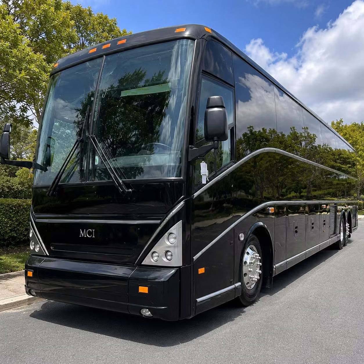employee commuter shuttles along the i 405 corridor