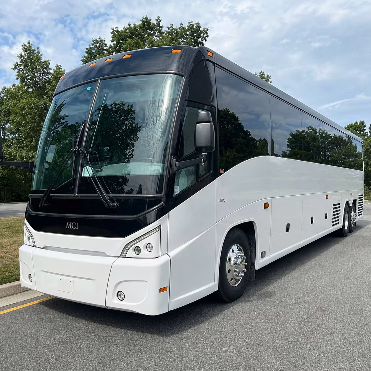 school field trip bus rentals in renton